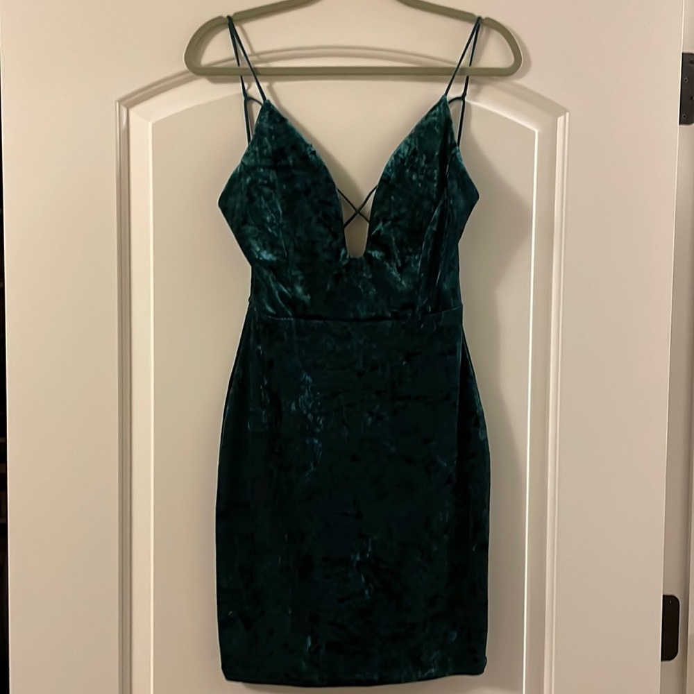 Windsor crushed green velvet bodycon dress.